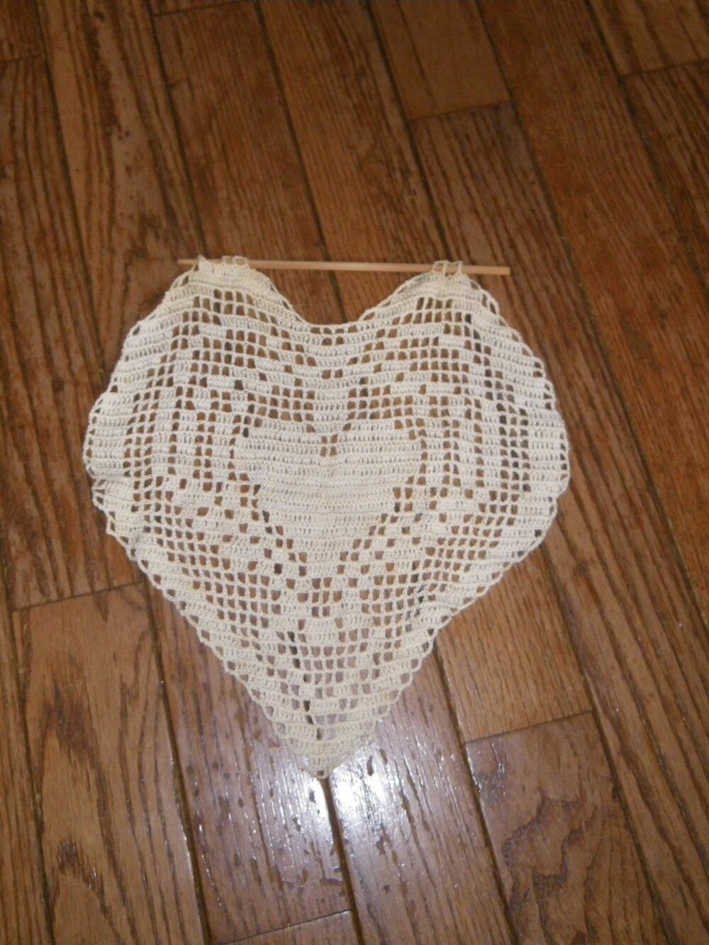 Vintage Small Crochet Hanging Wall Tapestry Country Craft Folk Art Heart Design